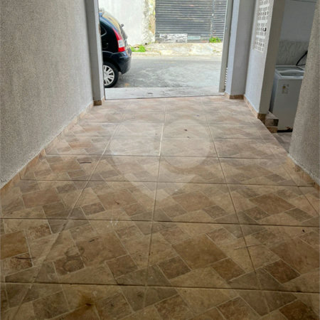 Sobrado à venda com 3 quartos em Vila Laís, São Paulo, SP