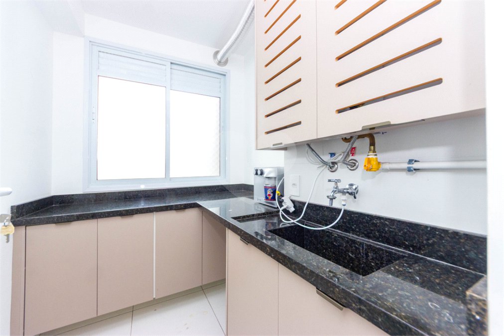 Apartamento à venda com 3 quartos, sendo 1 suíte,  em Vila Cruzeiro, São Paulo, SP