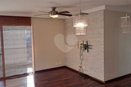 Apartamento à venda com 4 quartos, sendo 2 suítes, em Jardim Marajoara, São Paulo, SP