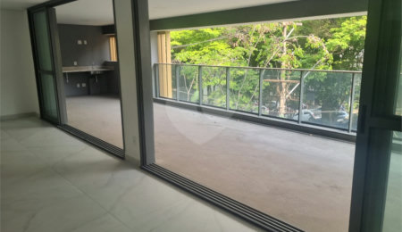 Apartamento 280M2, 4 suítes, 4 vagas em Perdizes