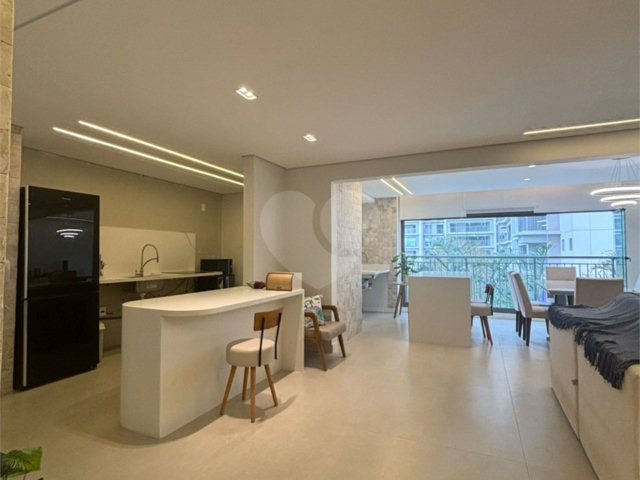 Apartamento à venda com 3 suítes em Tucuruvi, São Paulo, SP