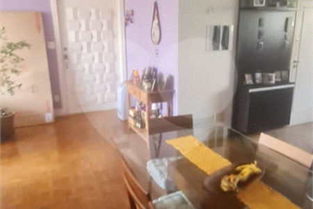 Apartamento à venda com 3 quartos, sendo 1 suíte, em Higienópolis, São Paulo, SP