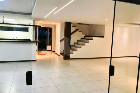 Casa para alugar com 5 quartos, sendo 4 suítes, em Marina, Armação dos Búzios, RJ
