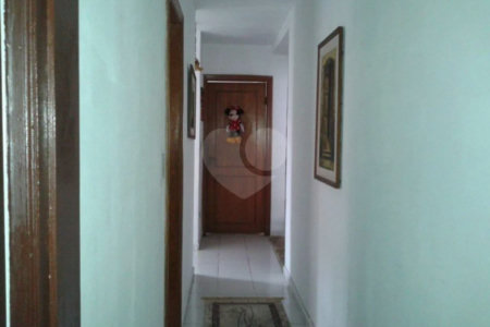 Sobrado à venda com 5 quartos, sendo 1 suíte, em Vila Mazzei, São Paulo, SP