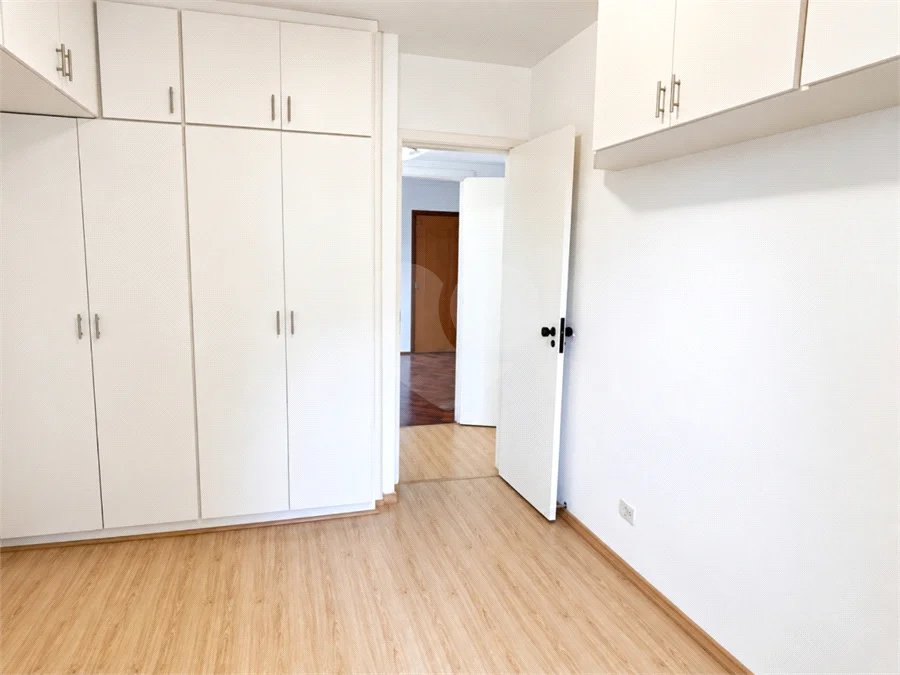 Apartamento à venda com 3 quartos, sendo 1 suíte, em Brooklin, São Paulo, SP