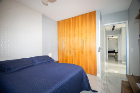 Sobrado à venda com 4 quartos, sendo 1 suíte, em Brooklin, São Paulo, SP