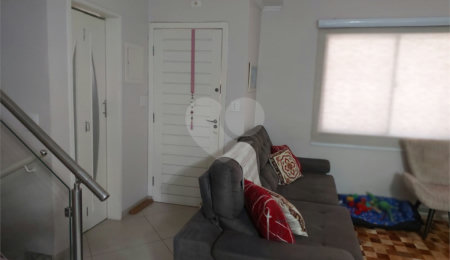 Casa à venda com 3 quartos, sendo 1 suíte,  no condomínio Algarve Residencial, São Paulo - SP