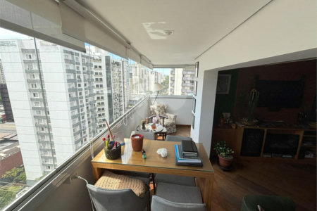 Apartamento à venda com 3 suítes em Indianópolis, São Paulo, SP