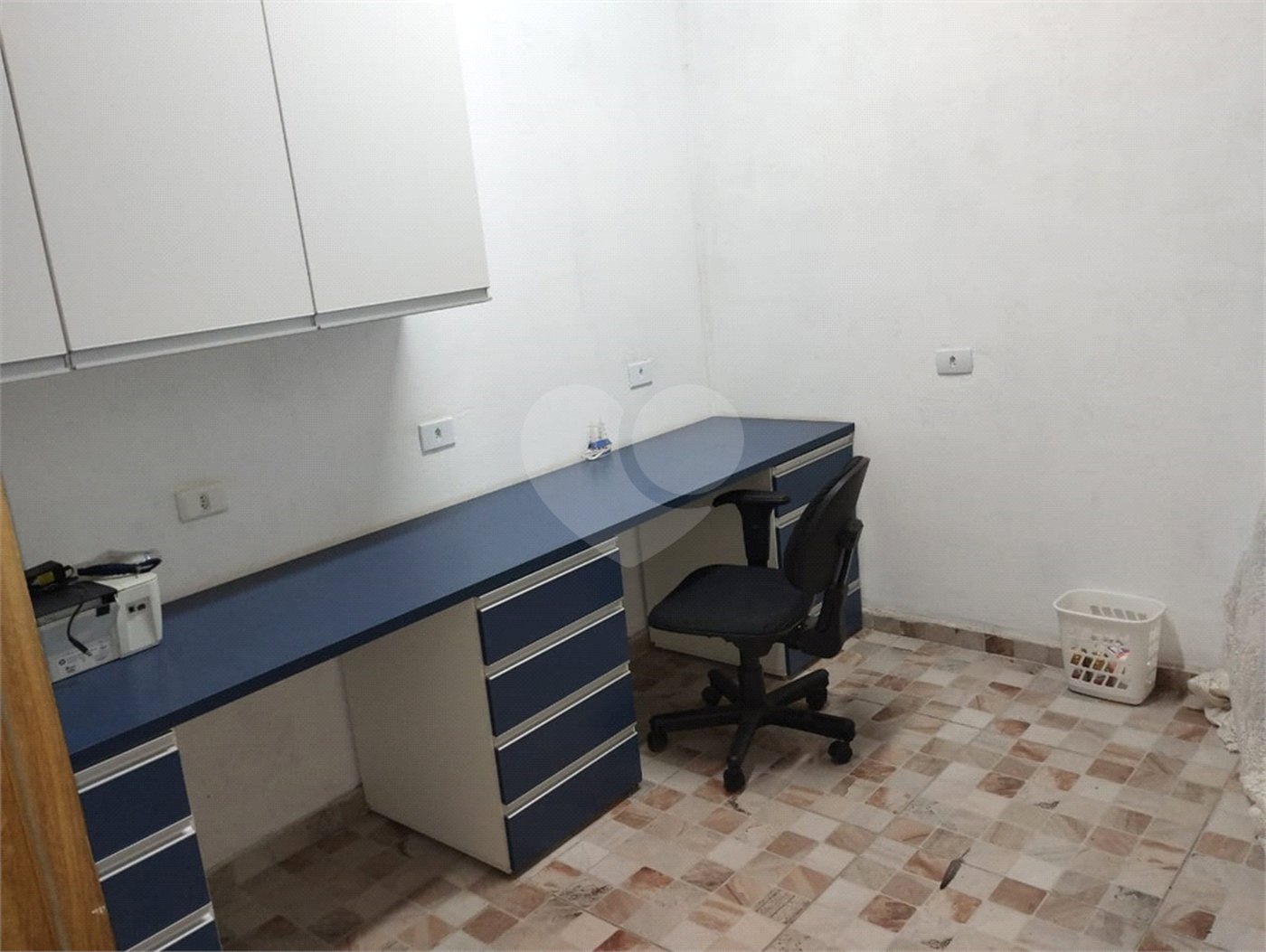 Sobrado à venda com 3 quartos, sendo 1 suíte,  em Jardim Varan, Suzano, SP
