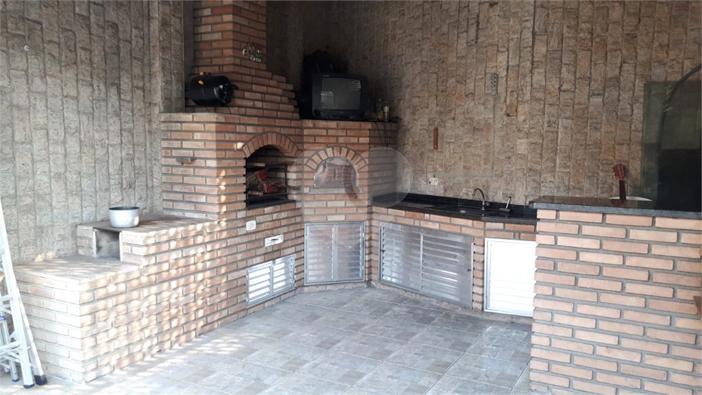 Casa à venda com 3 quartos, sendo 2 suítes,  em Vila Rosália, Guarulhos, SP