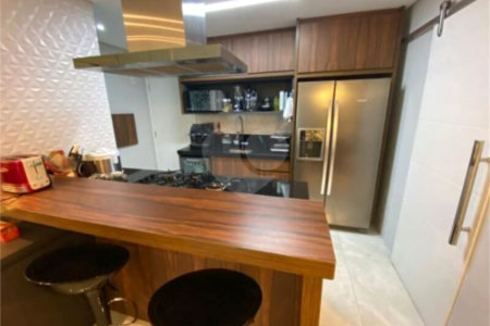 Apartamento à venda com 3 quartos, sendo 1 suíte,  em Vila Regente Feijó, São Paulo, SP