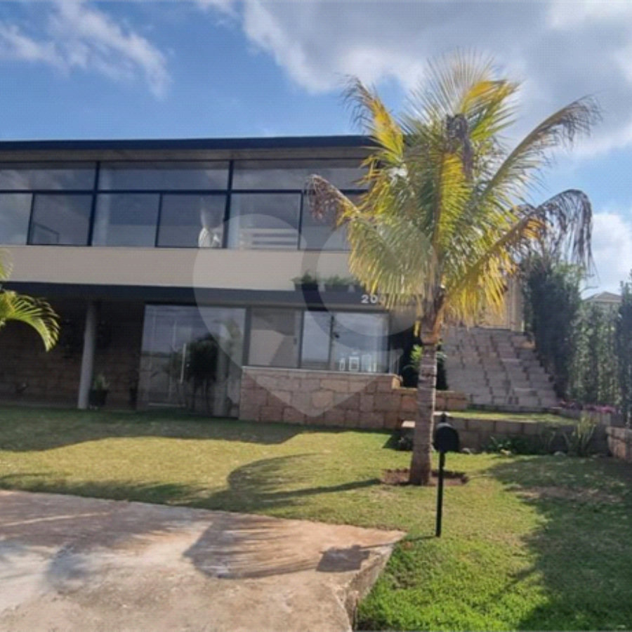 Casa à venda com 4 suítes no condomínio Xapada, Itu - SP