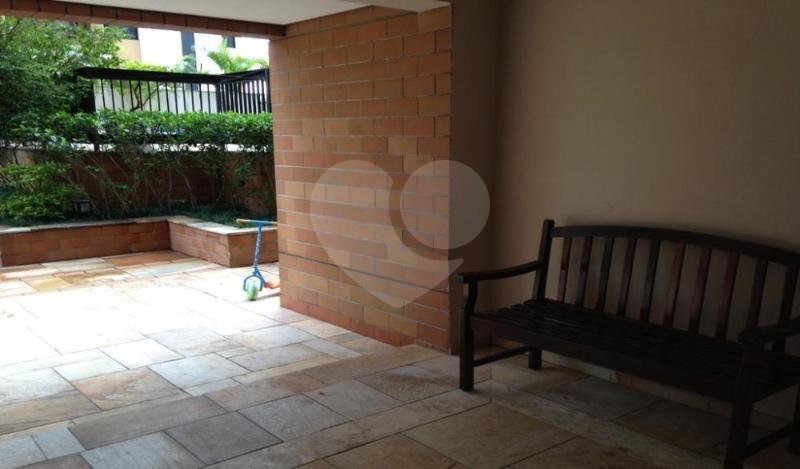 Apartamento à venda com 3 quartos, sendo 2 suítes, em Brooklin, São Paulo, SP