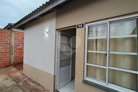 Casa à venda ou para alugar com 2 quartos em Residencial Reserva da Mata, Itapetininga, SP