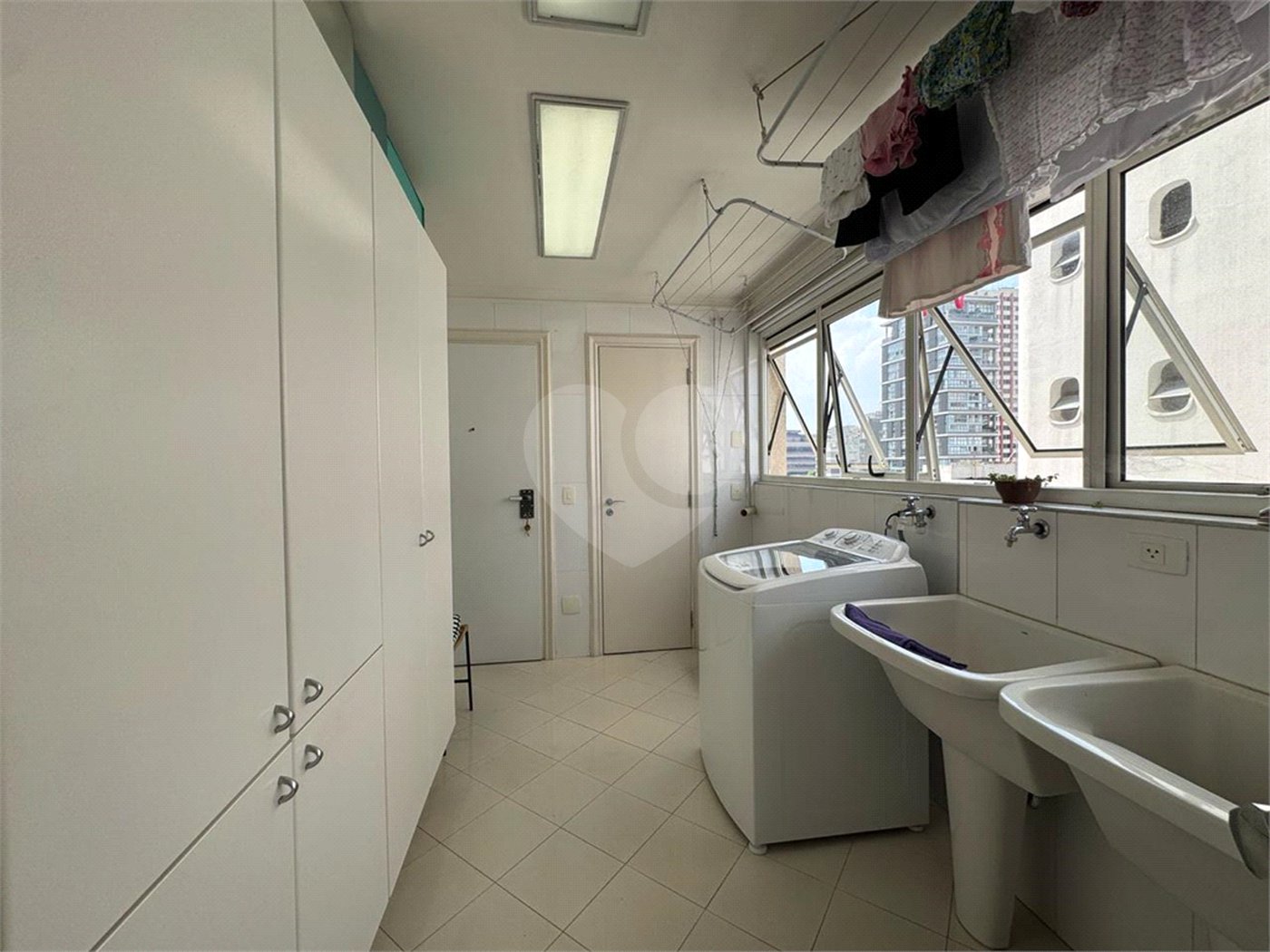 Apartamento à venda com 3 suítes em Consolação, São Paulo, SP