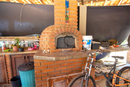 Chácara à venda com 4 quartos, sendo 1 suíte, em Saboó, São Roque, SP
