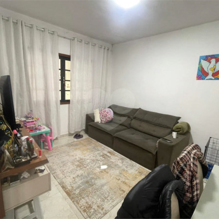 Casa Térrea à venda com 2 quartos, sendo 1 suíte, em Vila Suissa, Mogi das Cruzes, SP