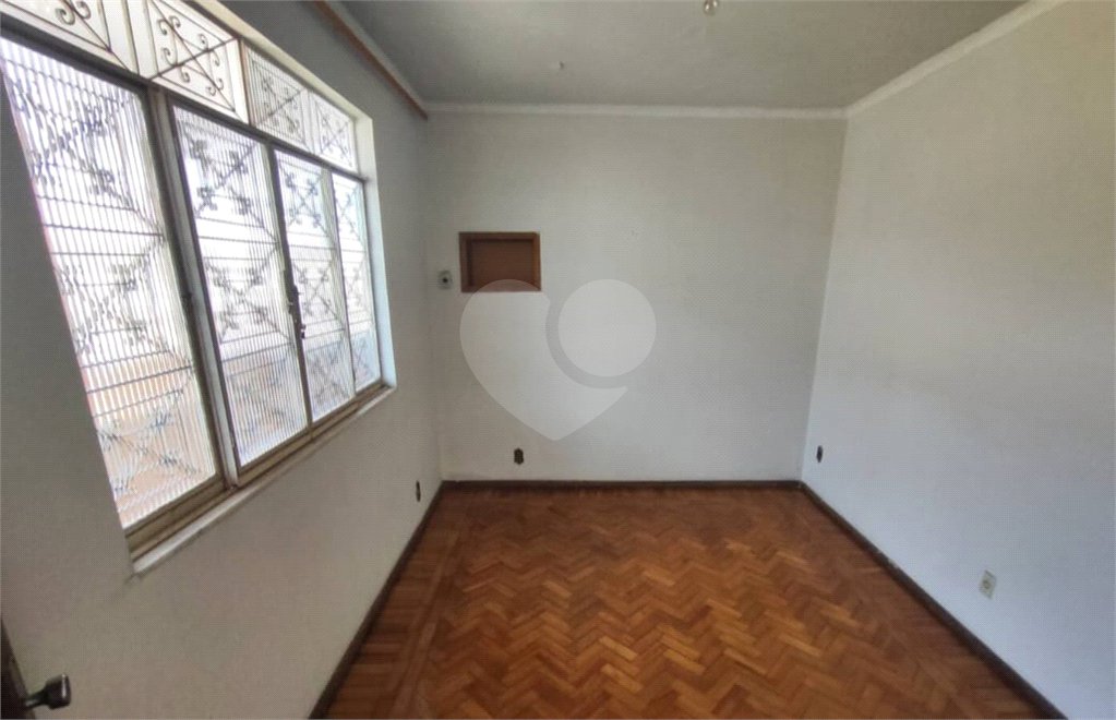 Casa à venda com 3 quartos, sendo 1 suíte, em Santa Cruz, Rio de Janeiro, RJ