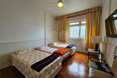 Apartamento à venda com 4 quartos em Pitangueiras, Guarujá, SP
