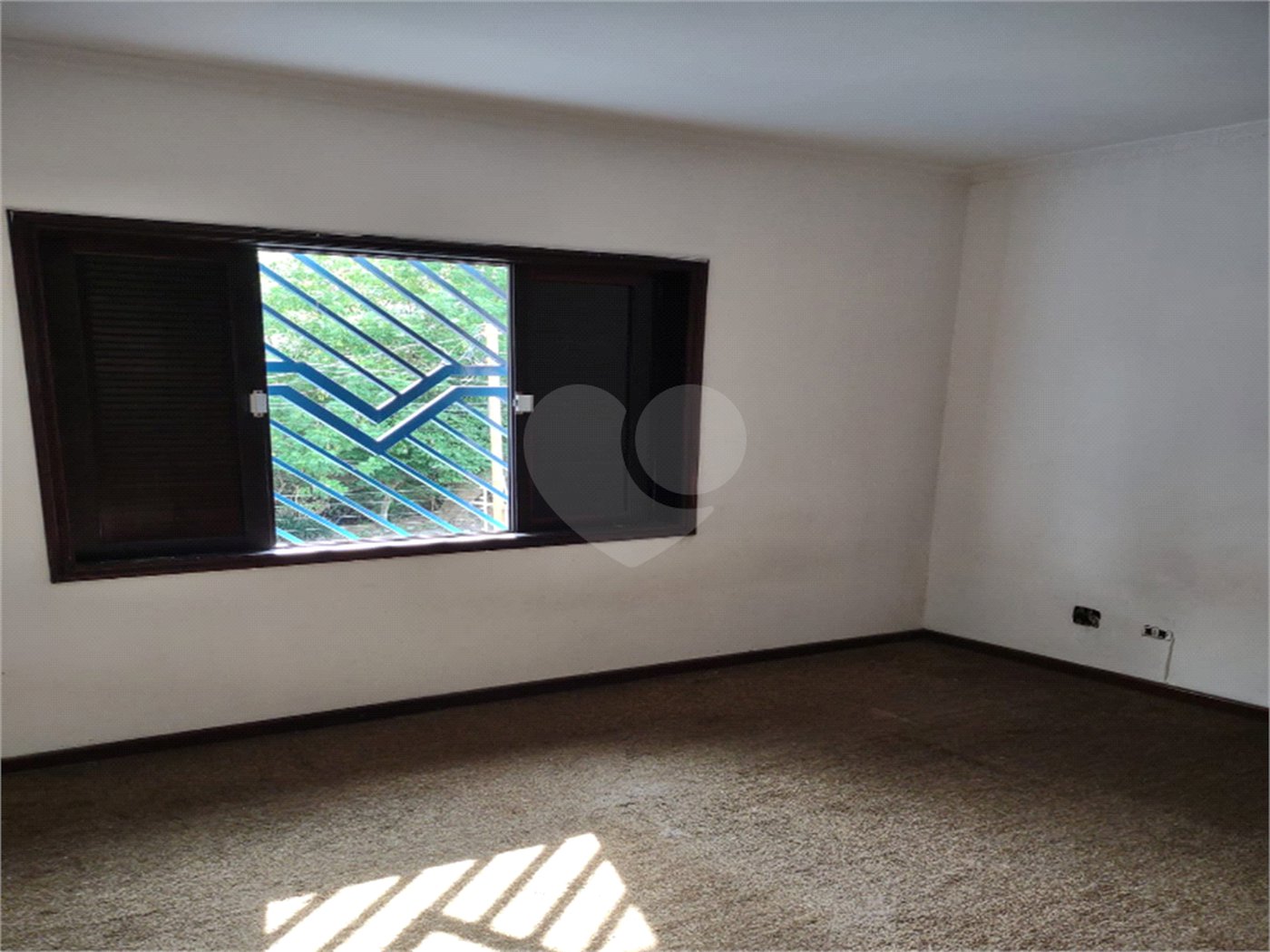 Sobrado à venda com 3 suítes em Jardim Vazani, São Paulo, SP