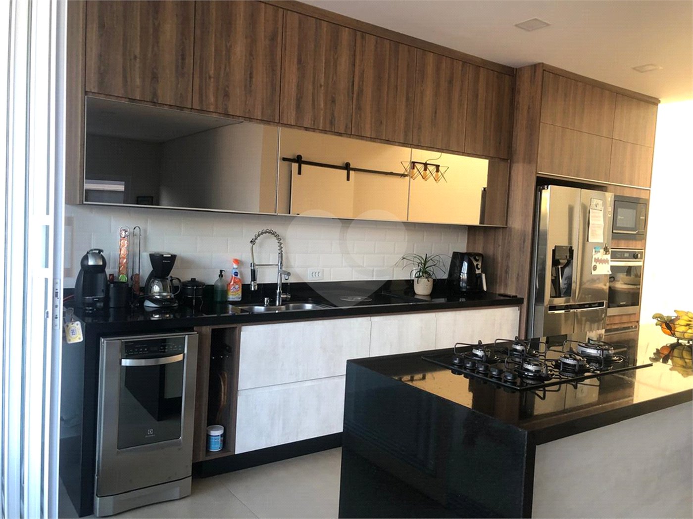 Casa à venda com 3 quartos, sendo 1 suíte,  no condomínio Costa das Areias, Salto - SP