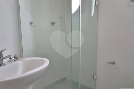 Apartamento à venda com 1 suíte em Vila Alexandria, São Paulo, SP