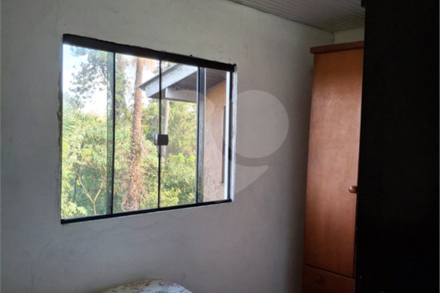 Casa à venda ou para alugar com 3 quartos, sendo 2 suítes, no condomínio Jardim da Montanha I, Mairiporã - SP