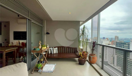 Apartamento à venda com 1 suíte em Pinheiros, São Paulo, SP