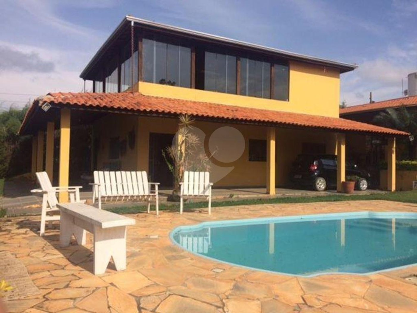 Casa à venda com 6 quartos, sendo 4 suítes, no condomínio Cond Riacho Fundo, Araçoiaba da Serra - SP