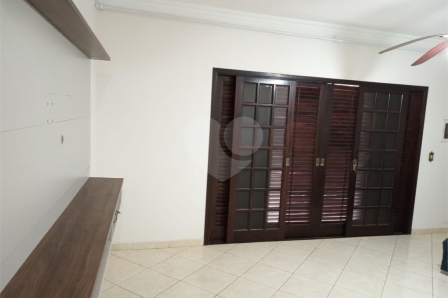 Casa à venda com 3 quartos, sendo 1 suíte,  em Horto Florestal, São Paulo, SP