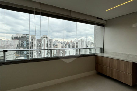 Apartamento à venda com 2 quartos, sendo 1 suíte, em Brooklin Paulista, São Paulo, SP