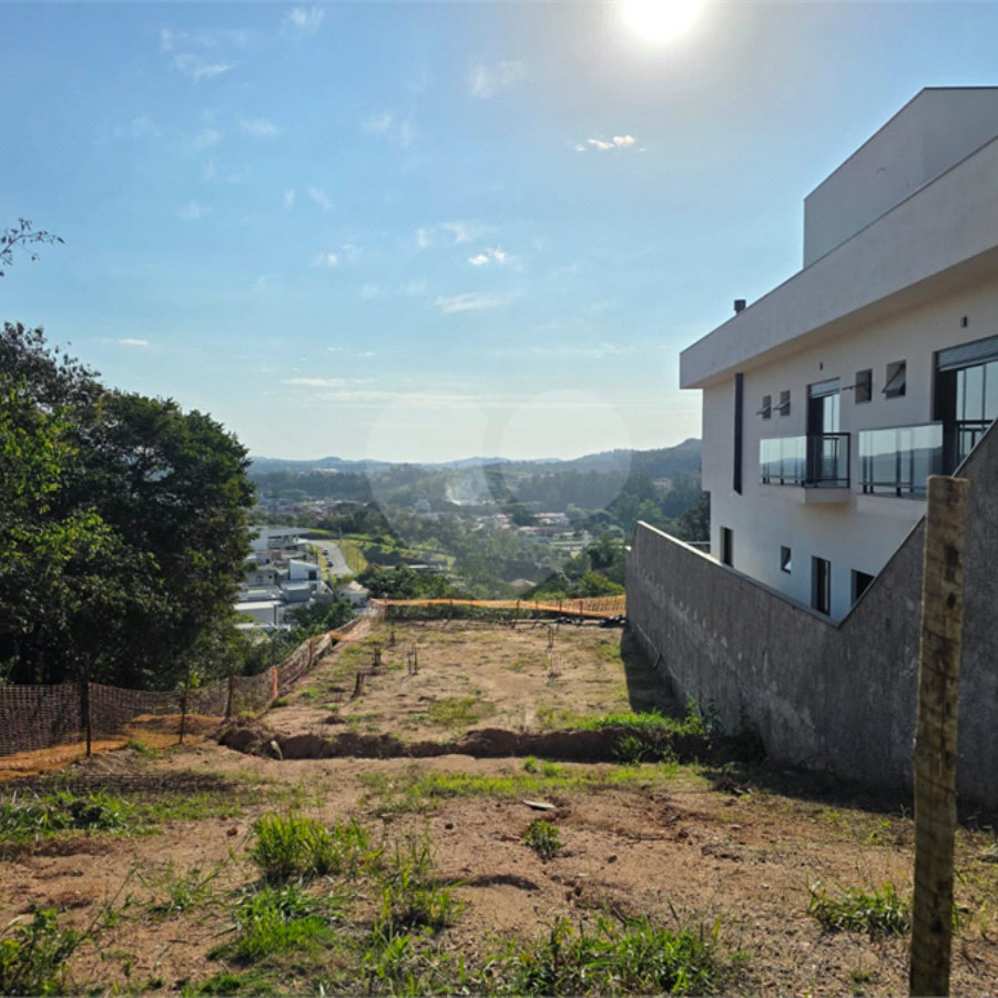 Terreno à venda no condomínio Reserva dos Jatobás, Louveira - SP