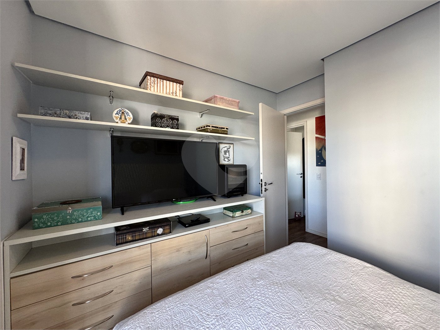 Apartamento à venda com 3 quartos, sendo 1 suíte, em Chora Menino, São Paulo, SP