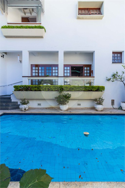 Casa à venda com 4 quartos, sendo 2 suítes, em Jardim Franca, São Paulo, SP