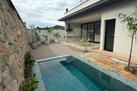 Casa à venda com 3 suítes no condomínio Ecoville Residence, Atibaia - SP