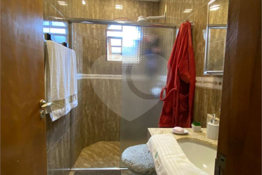 Casa à venda com 3 quartos, sendo 2 suítes, em Jardim Brasil, Guarulhos, SP