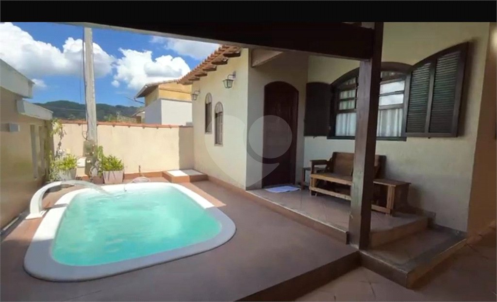 Casa à venda com 3 quartos, sendo 1 suíte, em Campo Grande, Rio de Janeiro, RJ