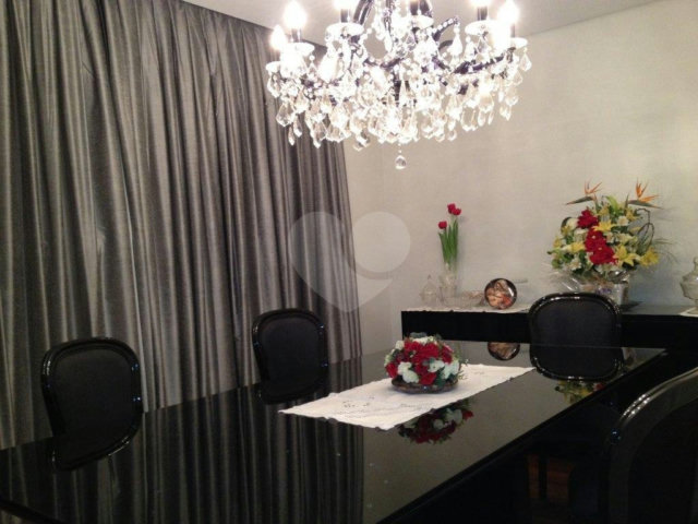 Apartamento à venda com 4 quartos, sendo 2 suítes,  em Vila Andrade, São Paulo, SP