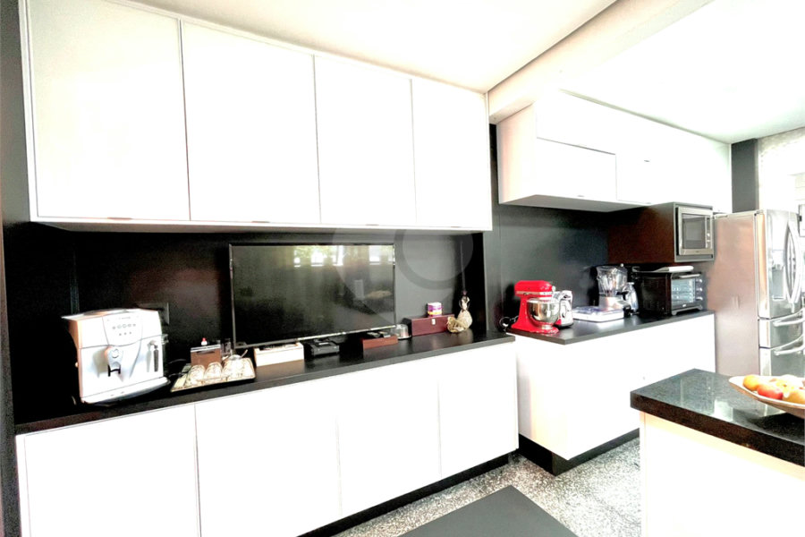 Apartamento à venda com 4 quartos, sendo 3 suítes,  em Santana, São Paulo, SP