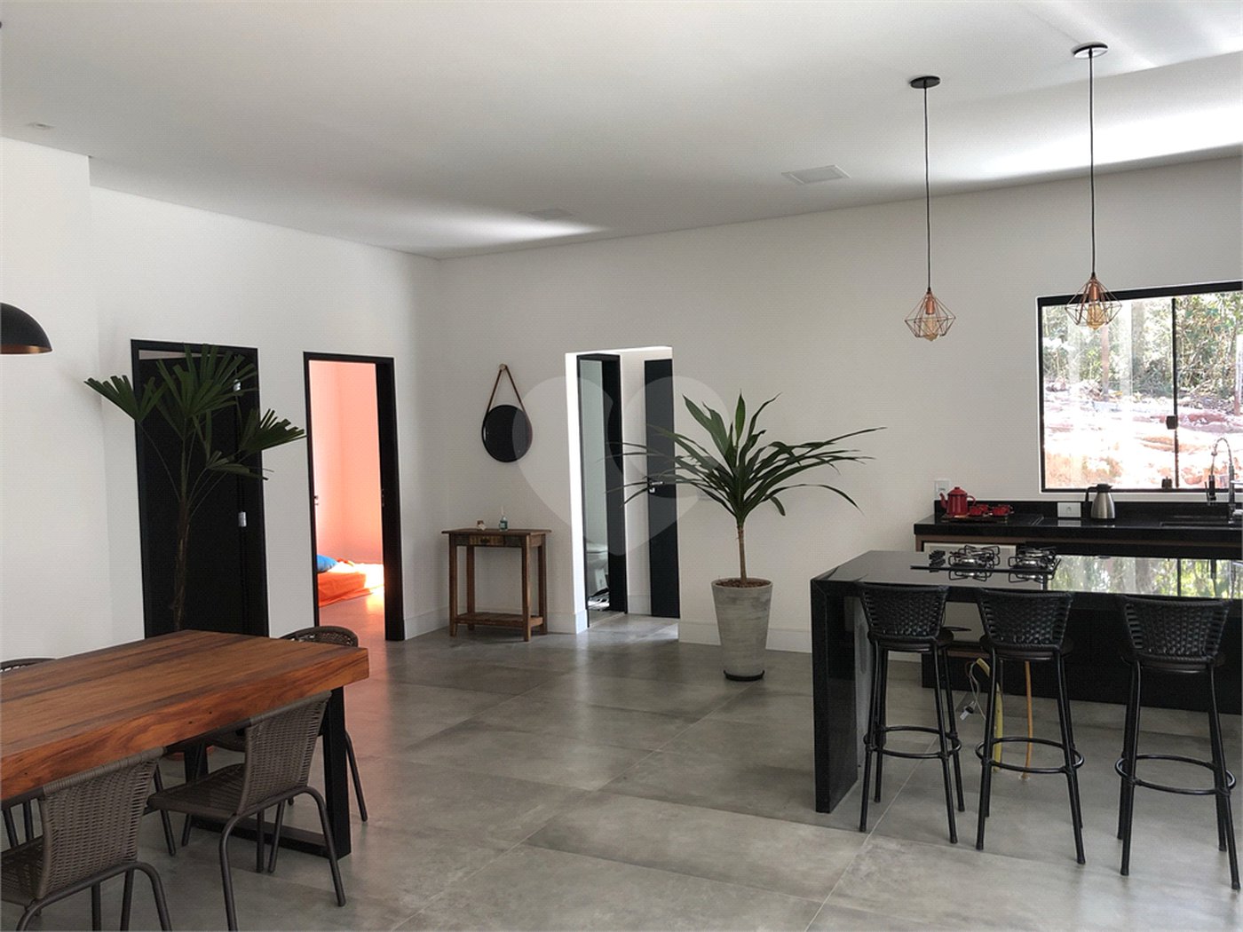Chácara à venda com 6 quartos, sendo 2 suítes, em Jardim Brogotá, Atibaia, SP