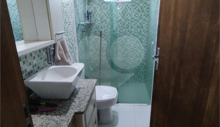 Chácara à venda com 4 quartos, sendo 1 suíte, em Vila Santa Helena, Atibaia, SP