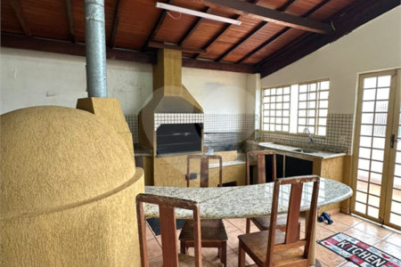 Casa à venda com 3 quartos, sendo 1 suíte, em Portal do Morumbi, Ponta Porã, MS