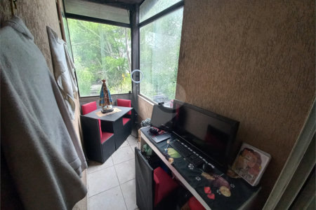 Sobrado à venda com 3 quartos, sendo 1 suíte, em Jardim Helga, São Paulo, SP