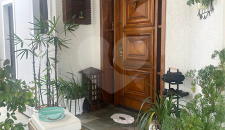 Sobrado à venda com 4 quartos, sendo 2 suítes,  em Jardim Franca, São Paulo, SP