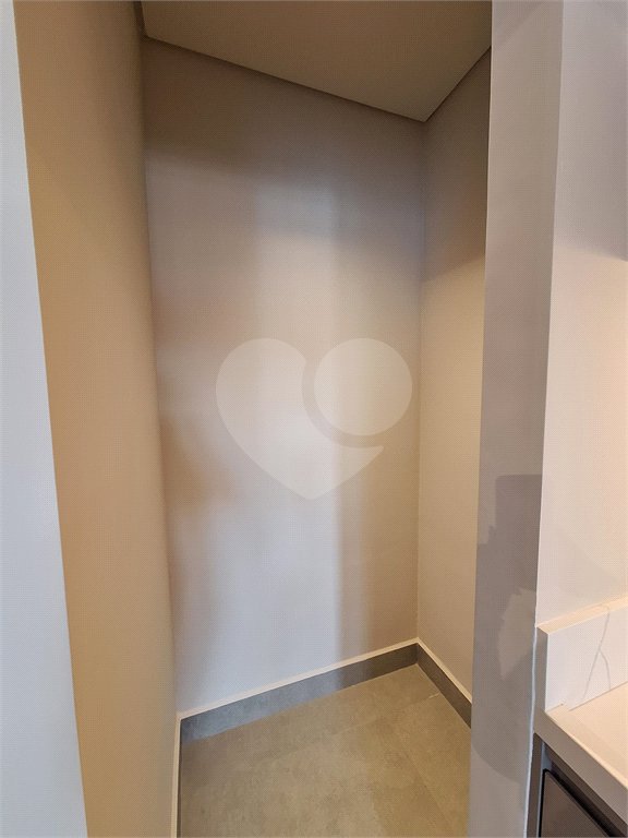 Apartamento à venda com 3 quartos, sendo 1 suíte, no Centro, Vinhedo, SP