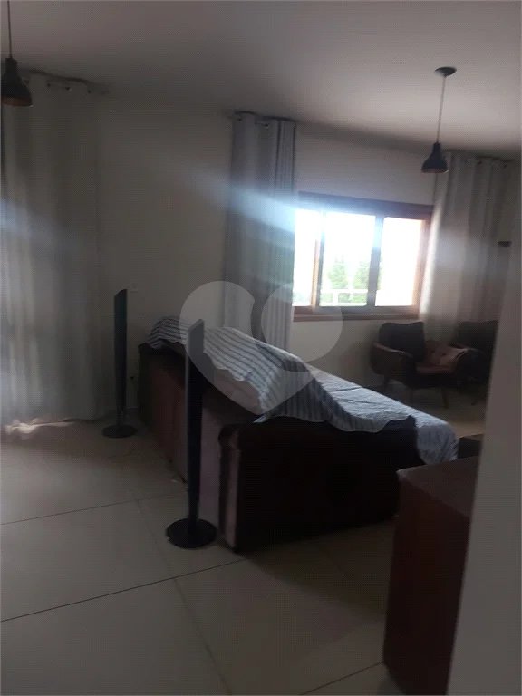 Casa à venda com 4 suítes no condomínio Parque dos Resedas, Itupeva - SP