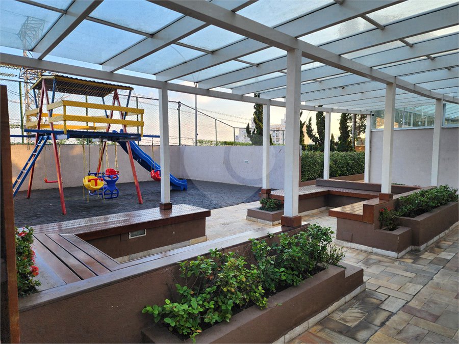 Apartamento à venda com 3 quartos, sendo 1 suíte,  em Vila Guilherme, São Paulo, SP