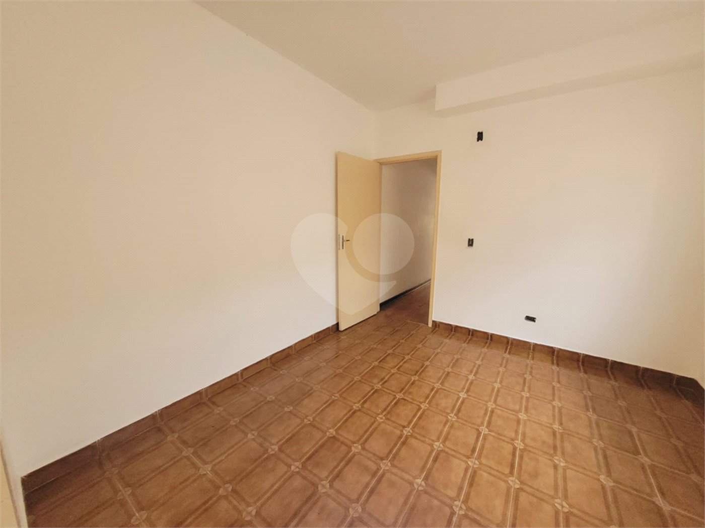 Casa à venda com 3 quartos, sendo 1 suíte, em Parque Maria Domitila, São Paulo, SP