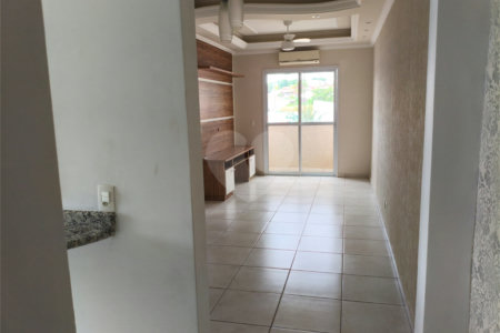 Apartamento à venda com 2 quartos em Vila Olho D'agua, Itapetininga, SP
