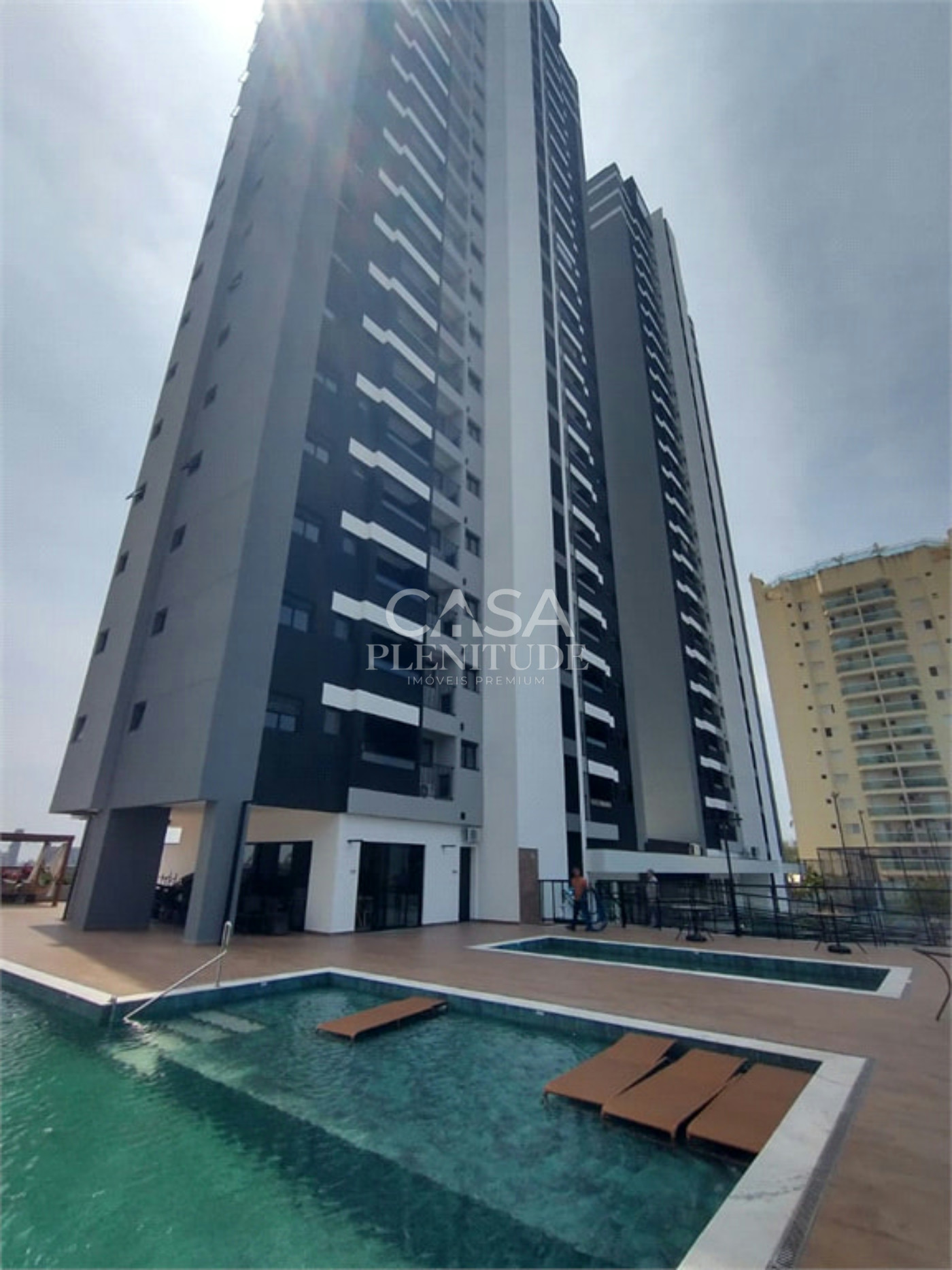 Apartamento à venda ou para alugar com 3 suítes em Parque Campolim, Sorocaba, SP